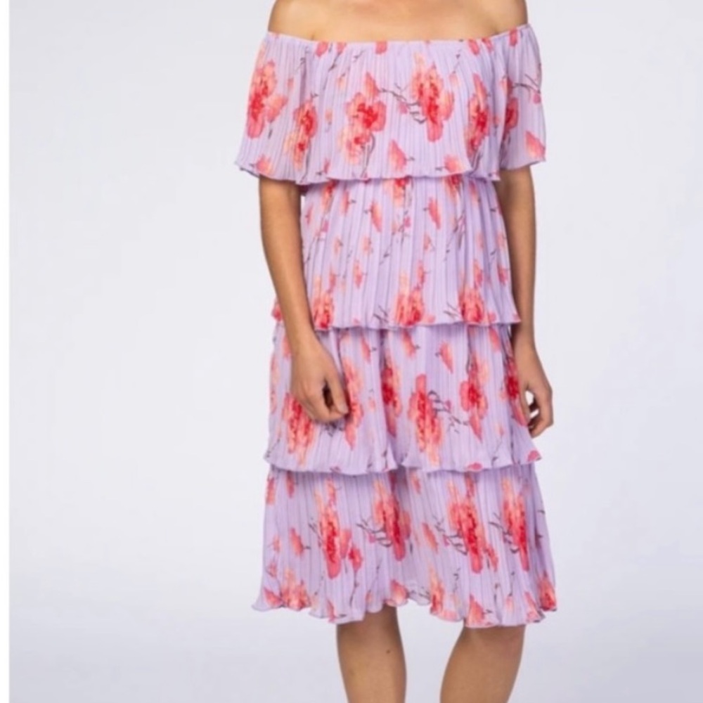 Bump friendly Floral Off-Shoulder Tiered Dress